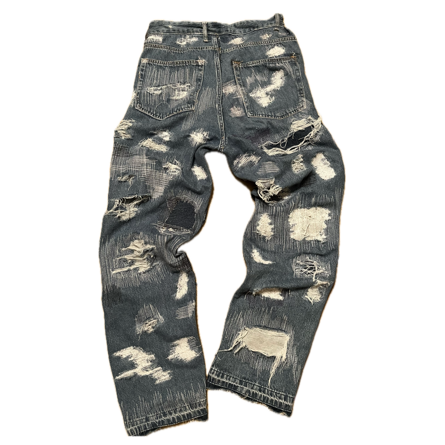Lesty Distressed & Reapired Jeans