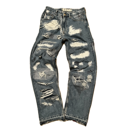 Lesty Distressed & Reapired Jeans